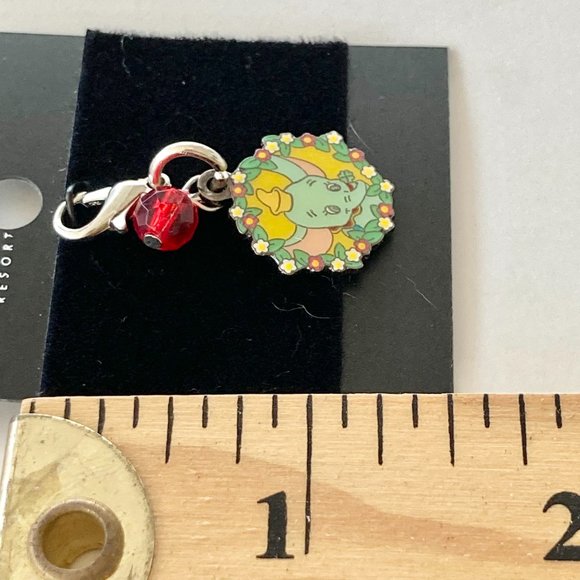 Vintage Disney Dumbo Elephant Charm Disneyana Disneyland Zipper Pull Purse Charm - Picture 7 of 7